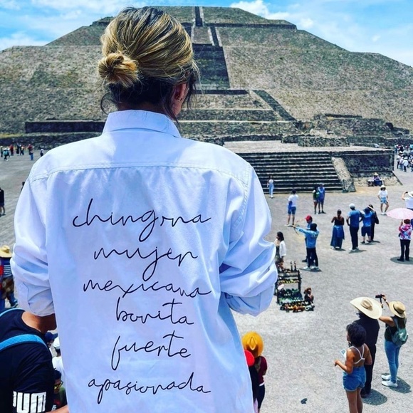 Button Down Shirt White Long Sleeve Chingona Mujer Mexicana Hand Painted Small - Picture 3 of 13